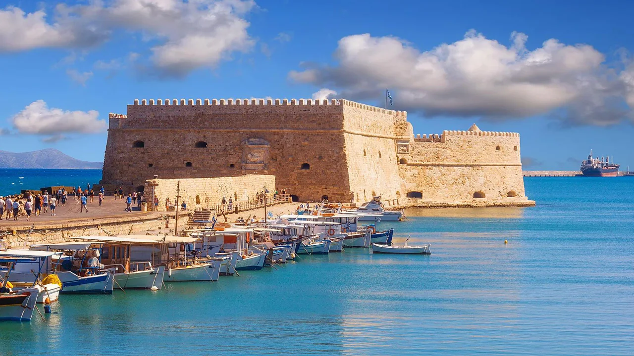 Koules vesting en haven in Heraklion, Kreta