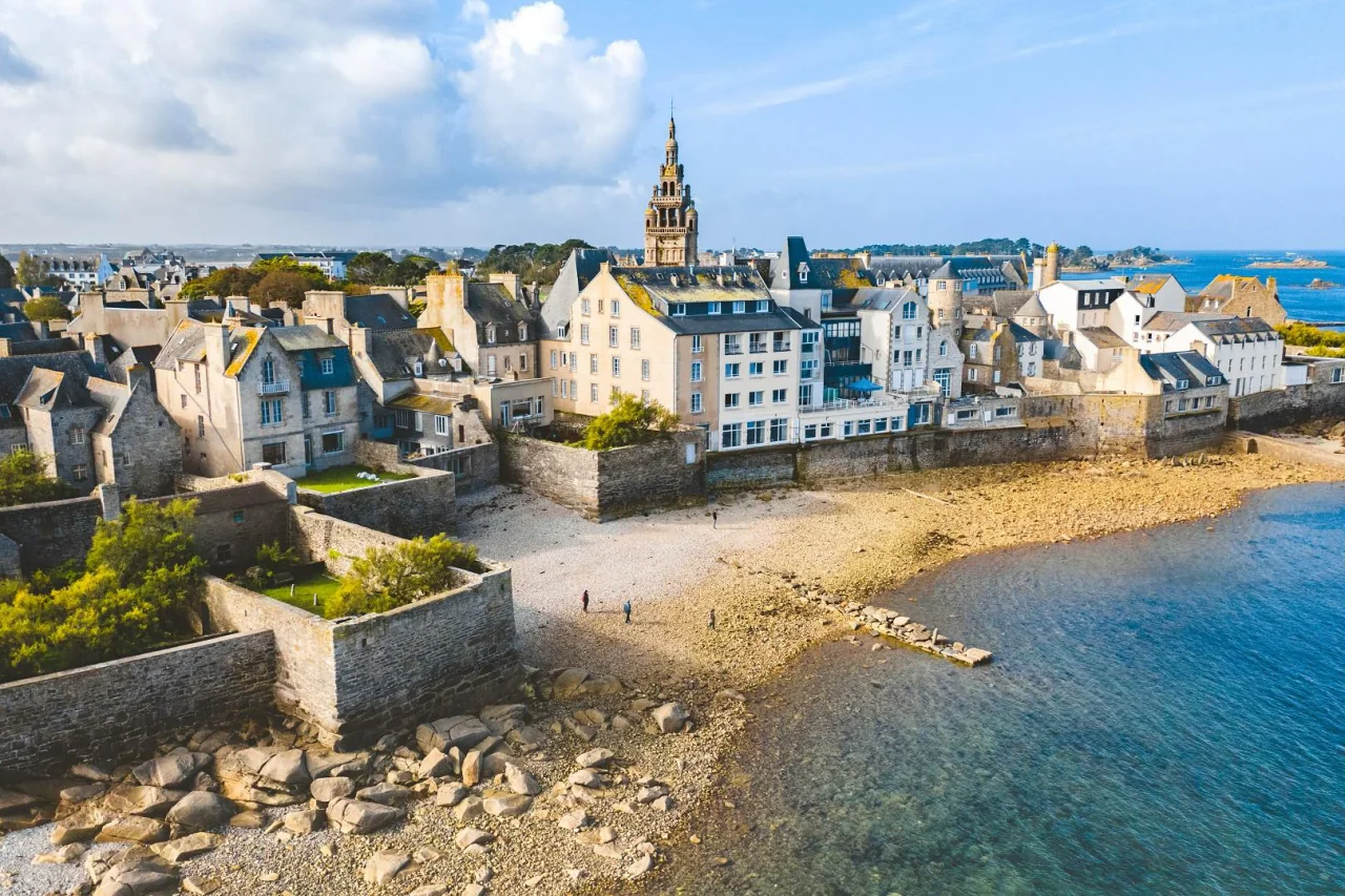 Haven van Roscoff, Bretonse straten en bezienswaardigheden