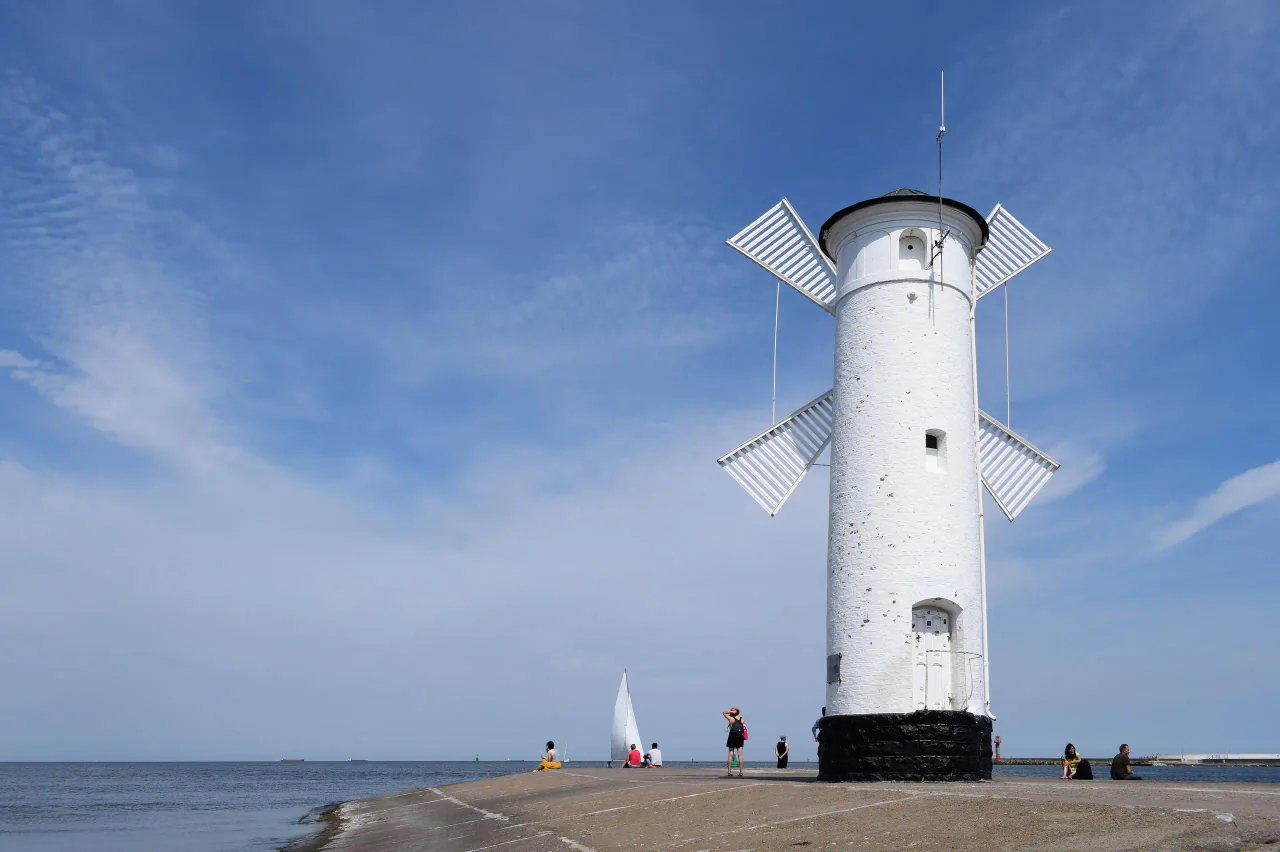 Świnoujście veerboothaven en Oostzeekust in Polen