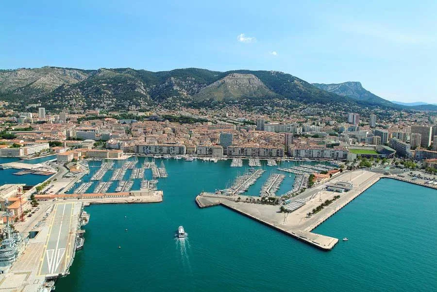 De haven van Toulon, Mont Faron en hoogtepunten aan de Middellandse Zee voor bezoekers
