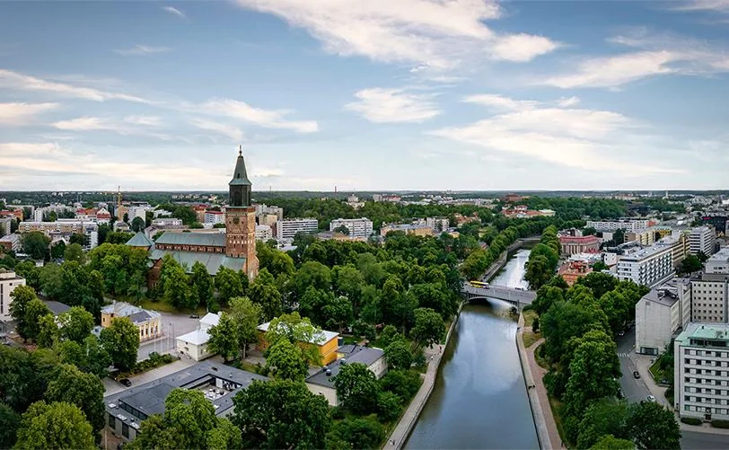Turku waterkant en haven in Finland