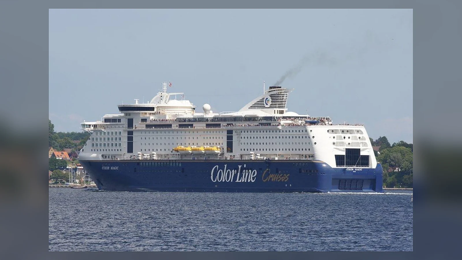 Color Line passagiers- en autoveerboot