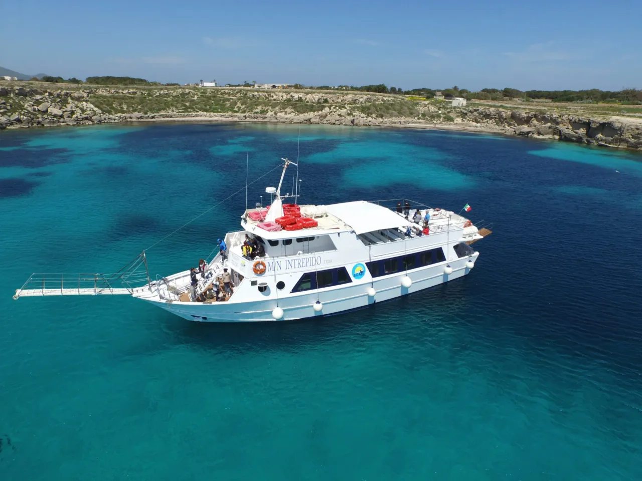 Torre Lines M/N Intrepido passagiersmotorboot