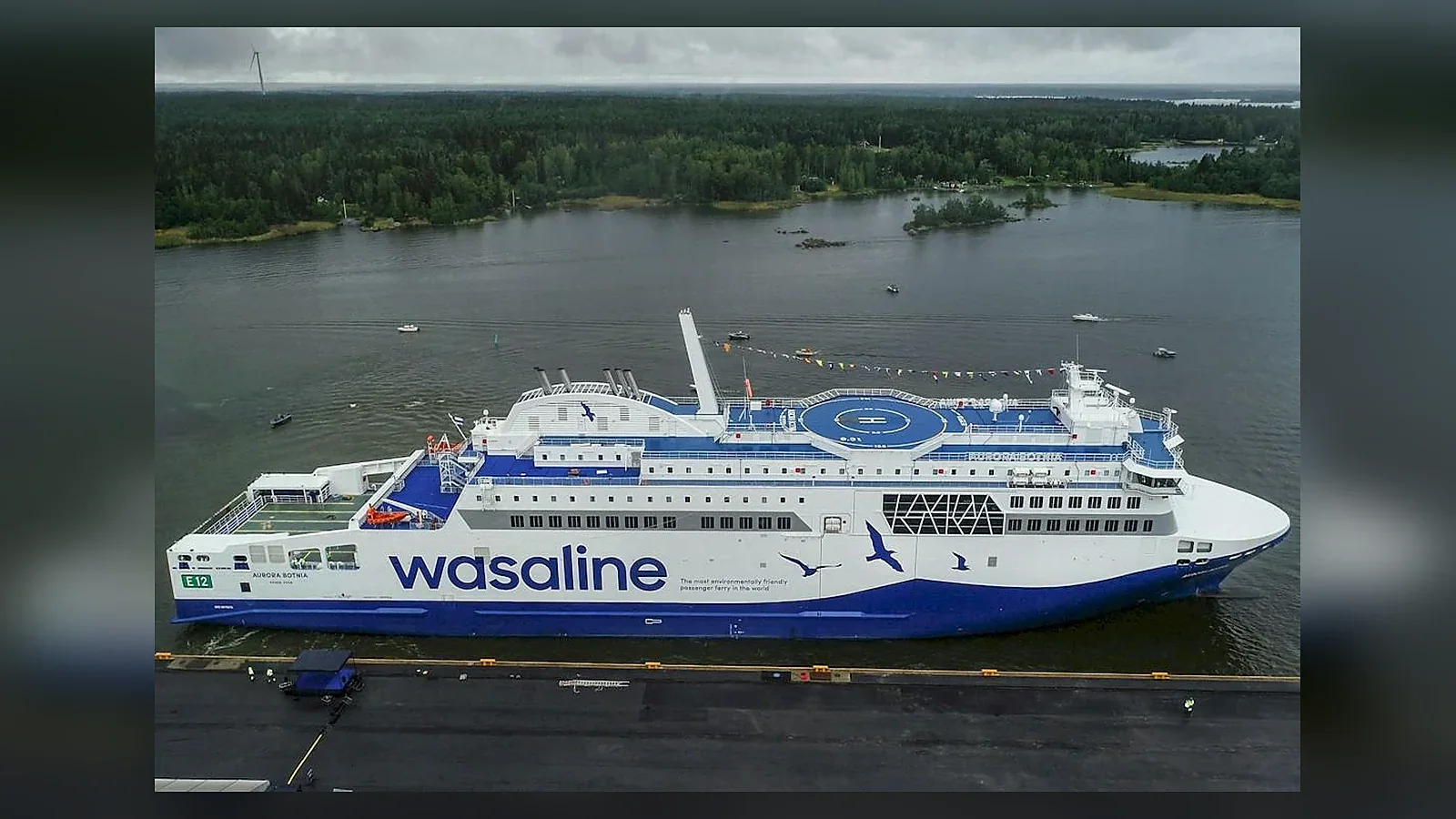 Wasaline passagiers- en voertuigveerboot Aurora Botnia