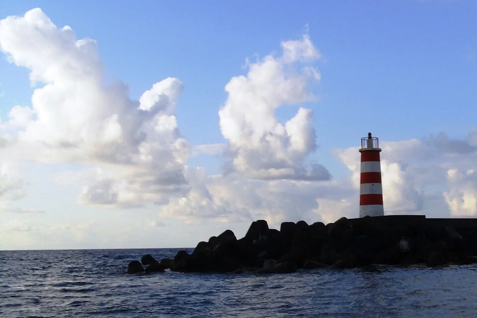 Kust en havenomgeving van Madalena